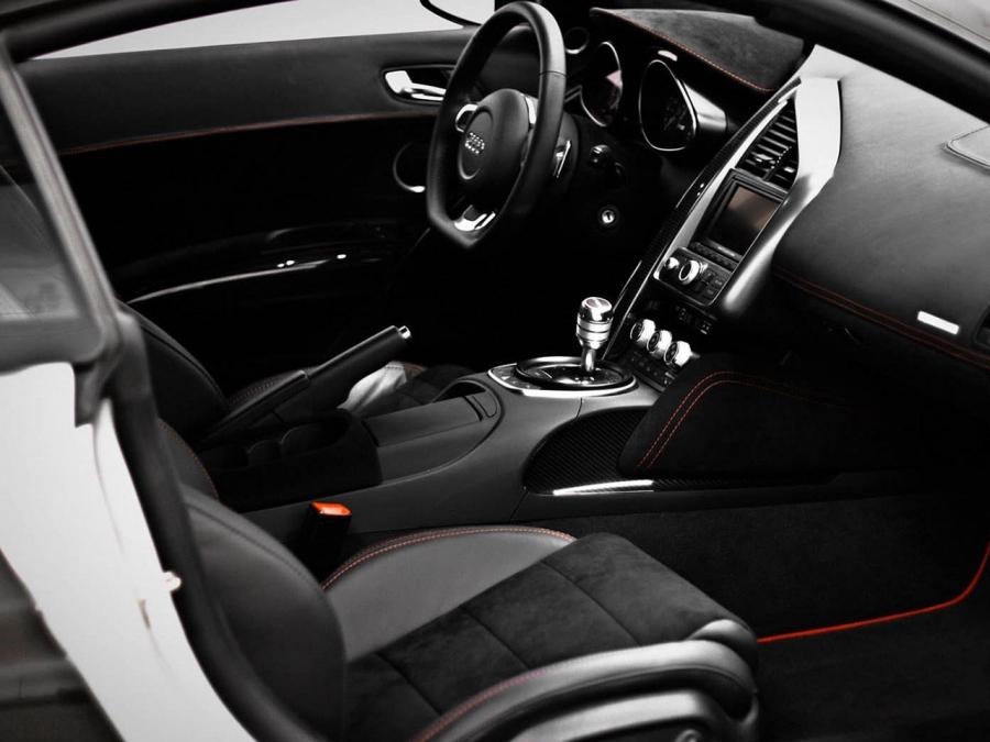 Интерьер Audi R8 Valkurie by SR Auto Group 2010 года  (фото 2 из 4)